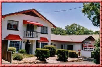 Whiteoaks Motel & Lodges Toowoomba Zewnętrze zdjęcie